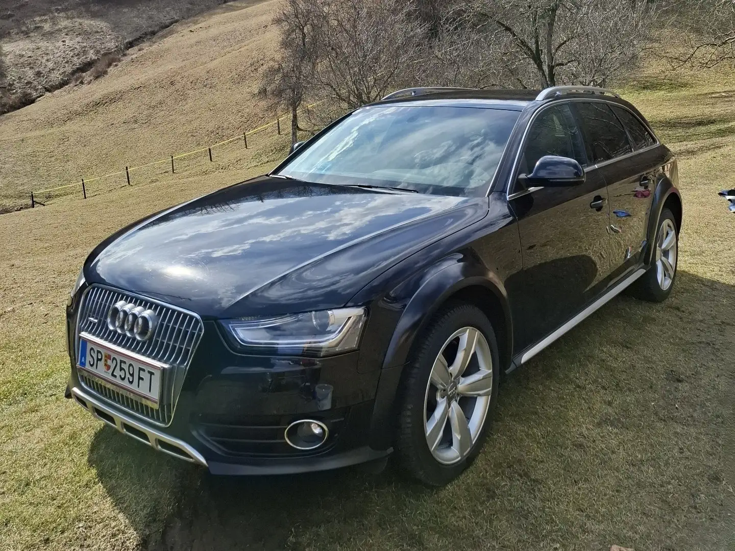 Audi A4 allroad 2,0 TDI quattro DPF S-tronic Schwarz - 1