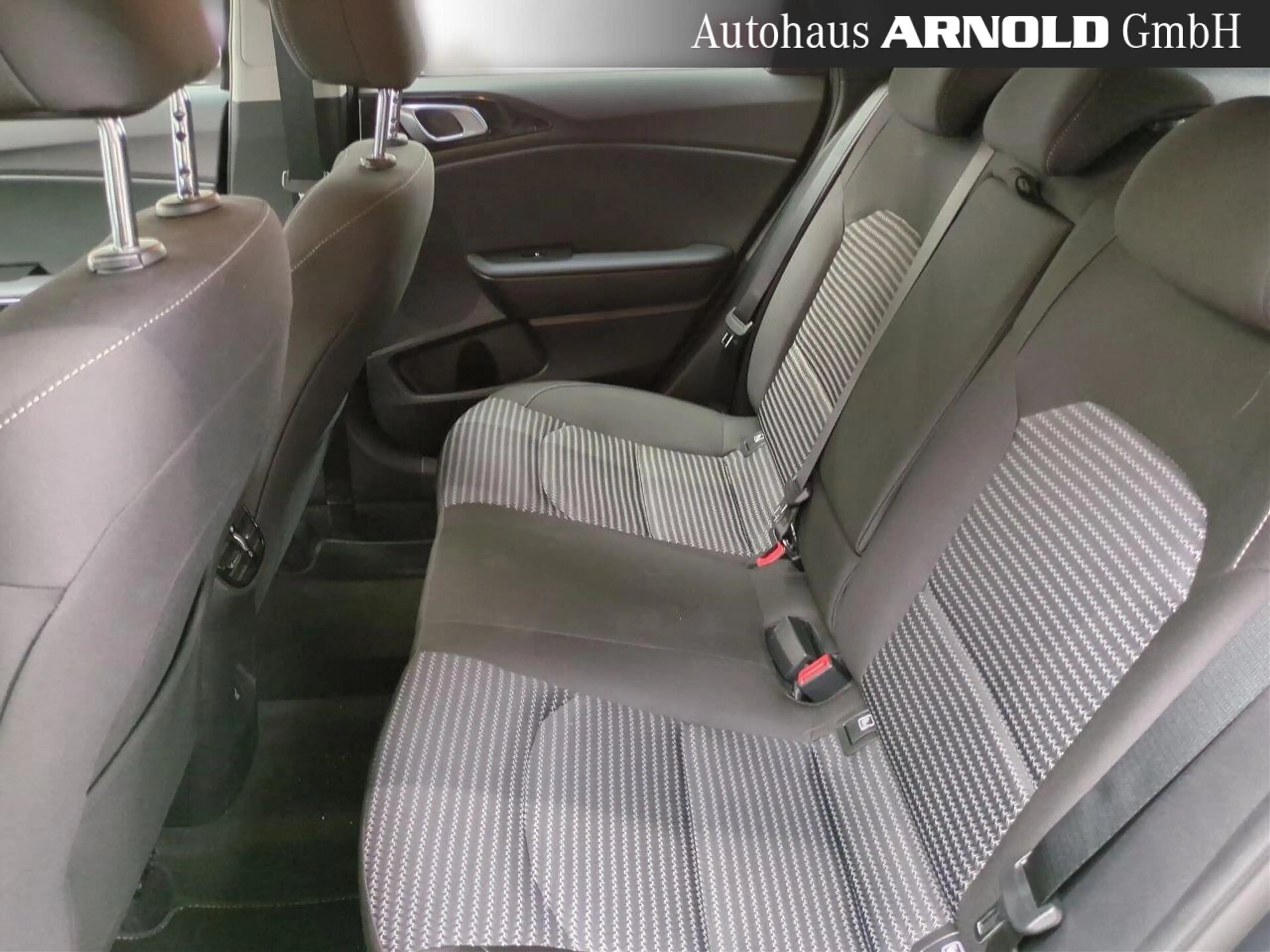 Kia Ceed / cee'd Ceed 1.5 T-GDI VISION Abstandstemp. Kamera Navi BC — photo 10