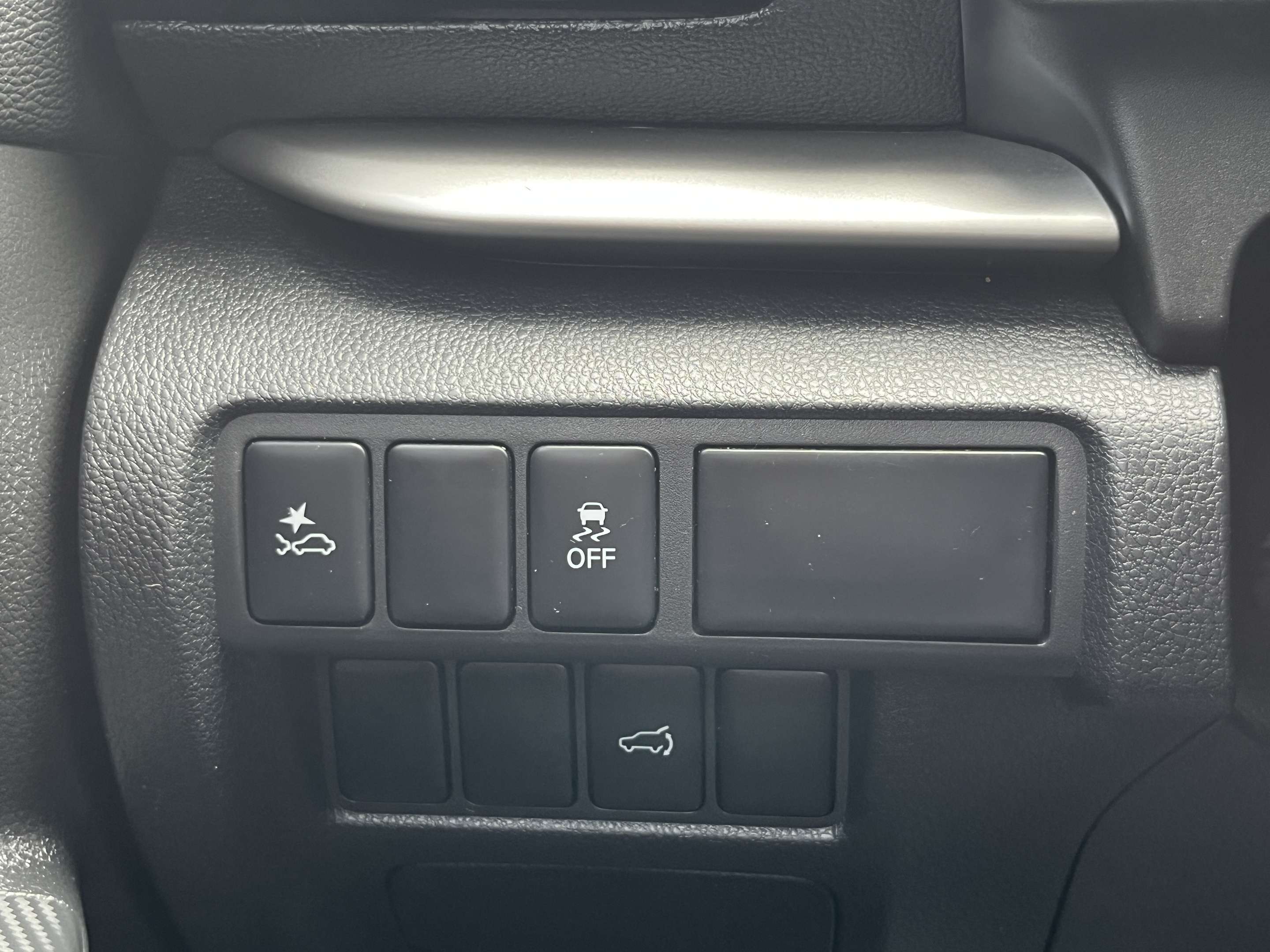 2024 Mitsubishi Eclipse Cross