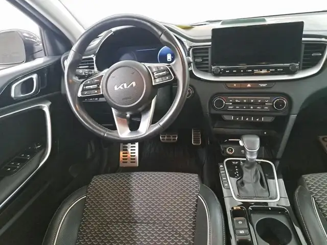 Kia Ceed view 5