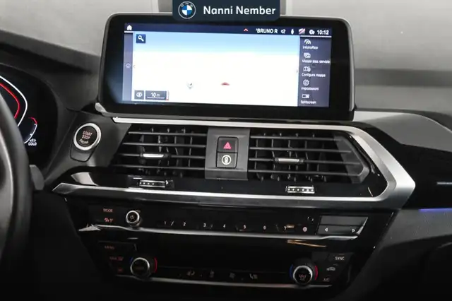 BMW X3 view 12