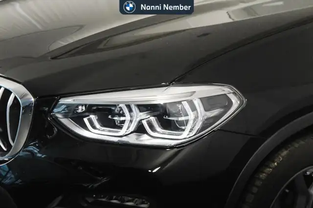 BMW X3 view 5