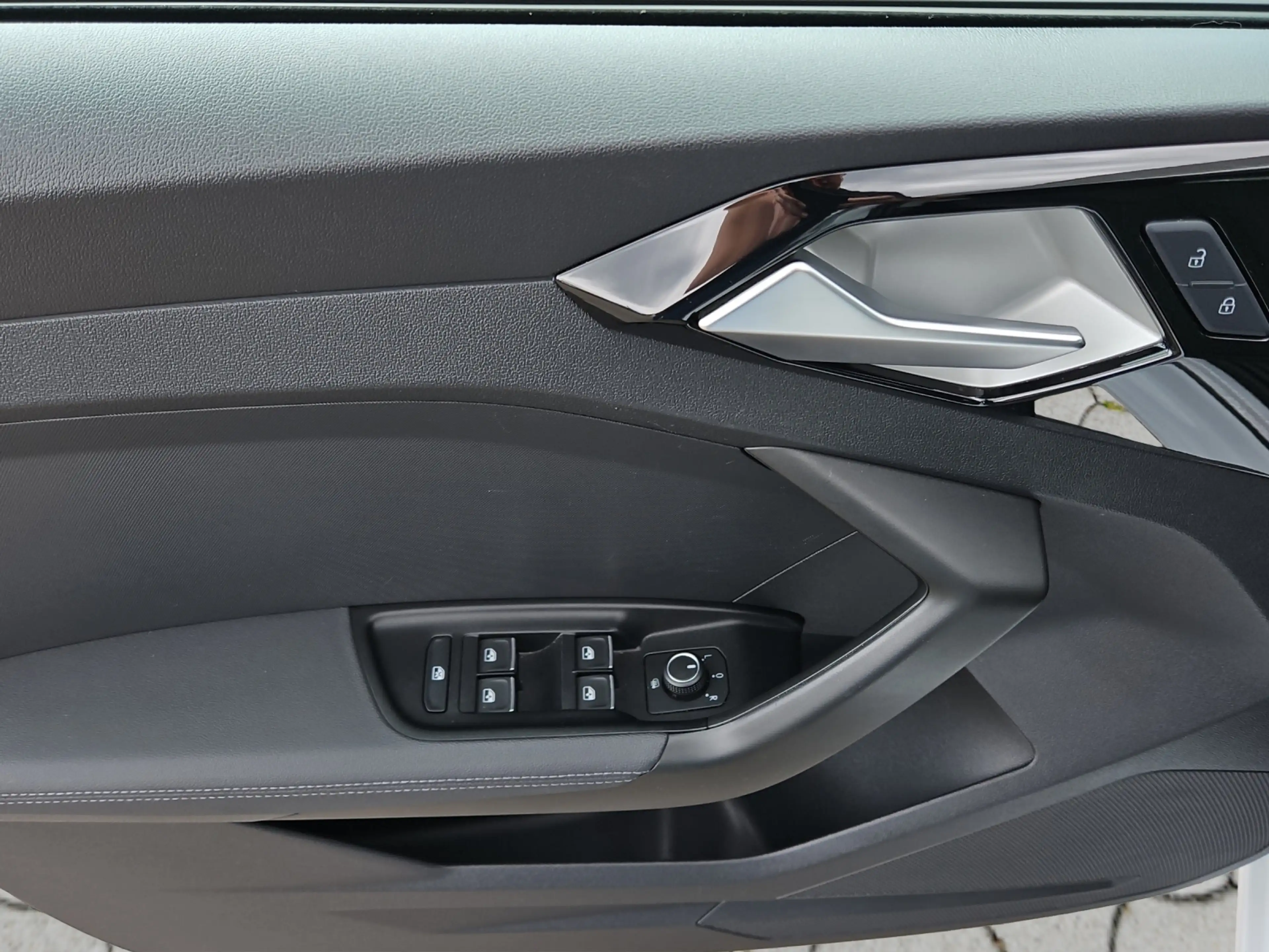Audi A1 Sportback advanced 25 TFSI 2-ZONEN/SHZ/LED — photo 6