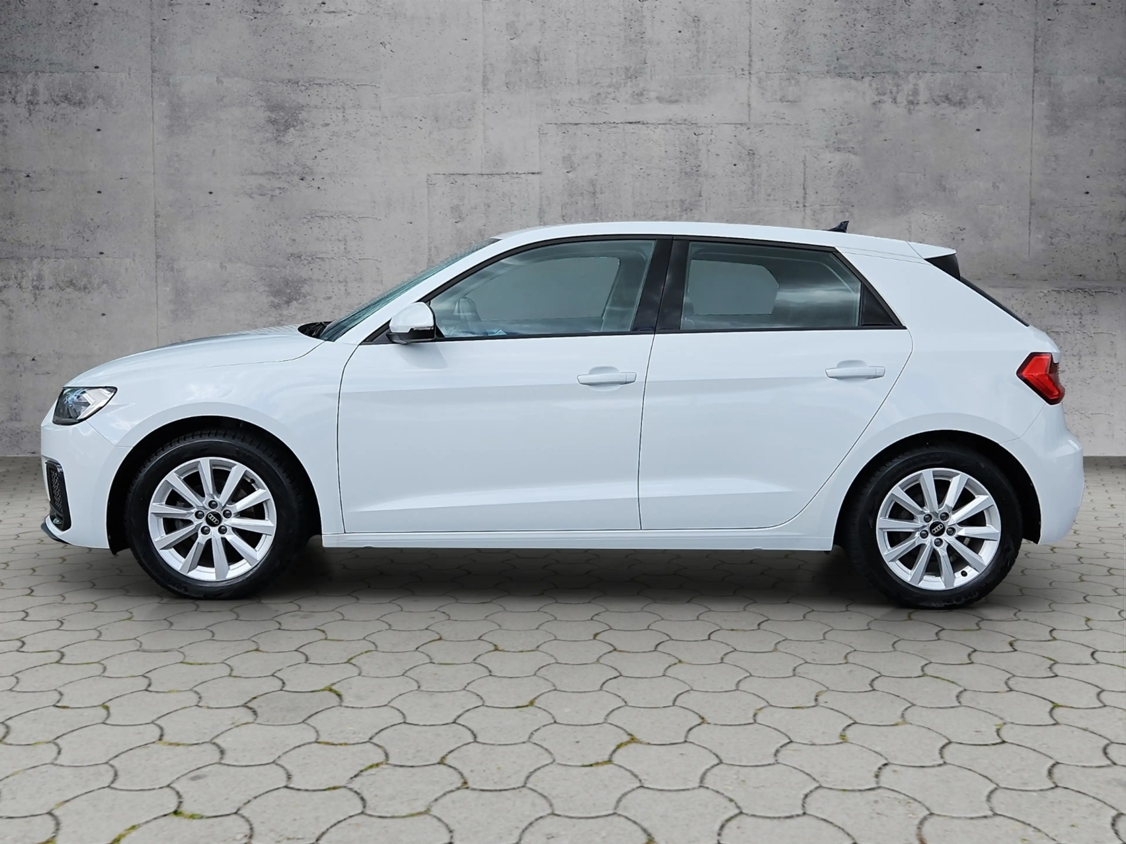 Audi A1 Sportback advanced 25 TFSI 2-ZONEN/SHZ/LED — photo 2