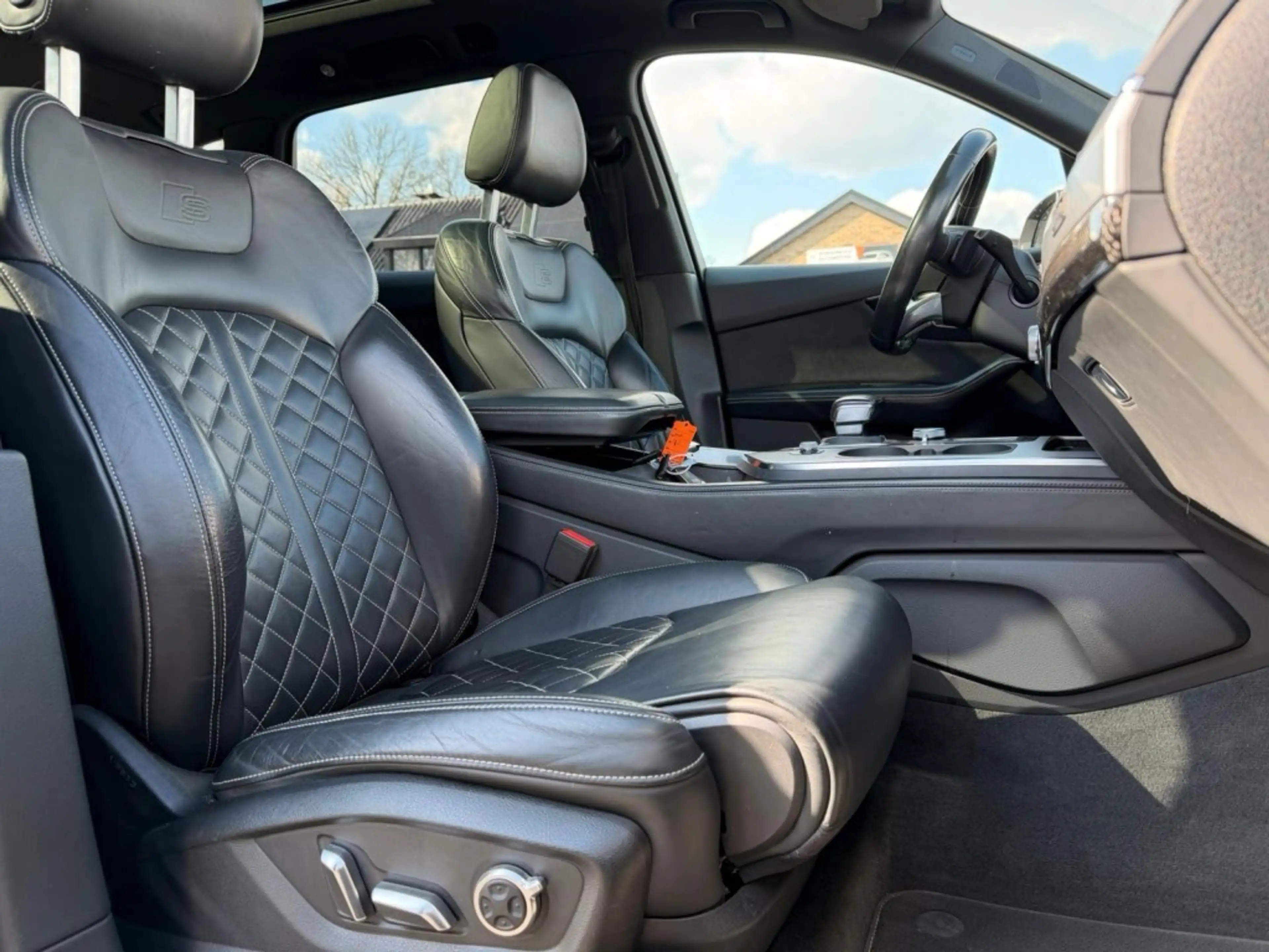 Audi SQ7 4.0 TDI SQ7 Quattro ProLine+ Xenon, Pano, Leder — photo 9