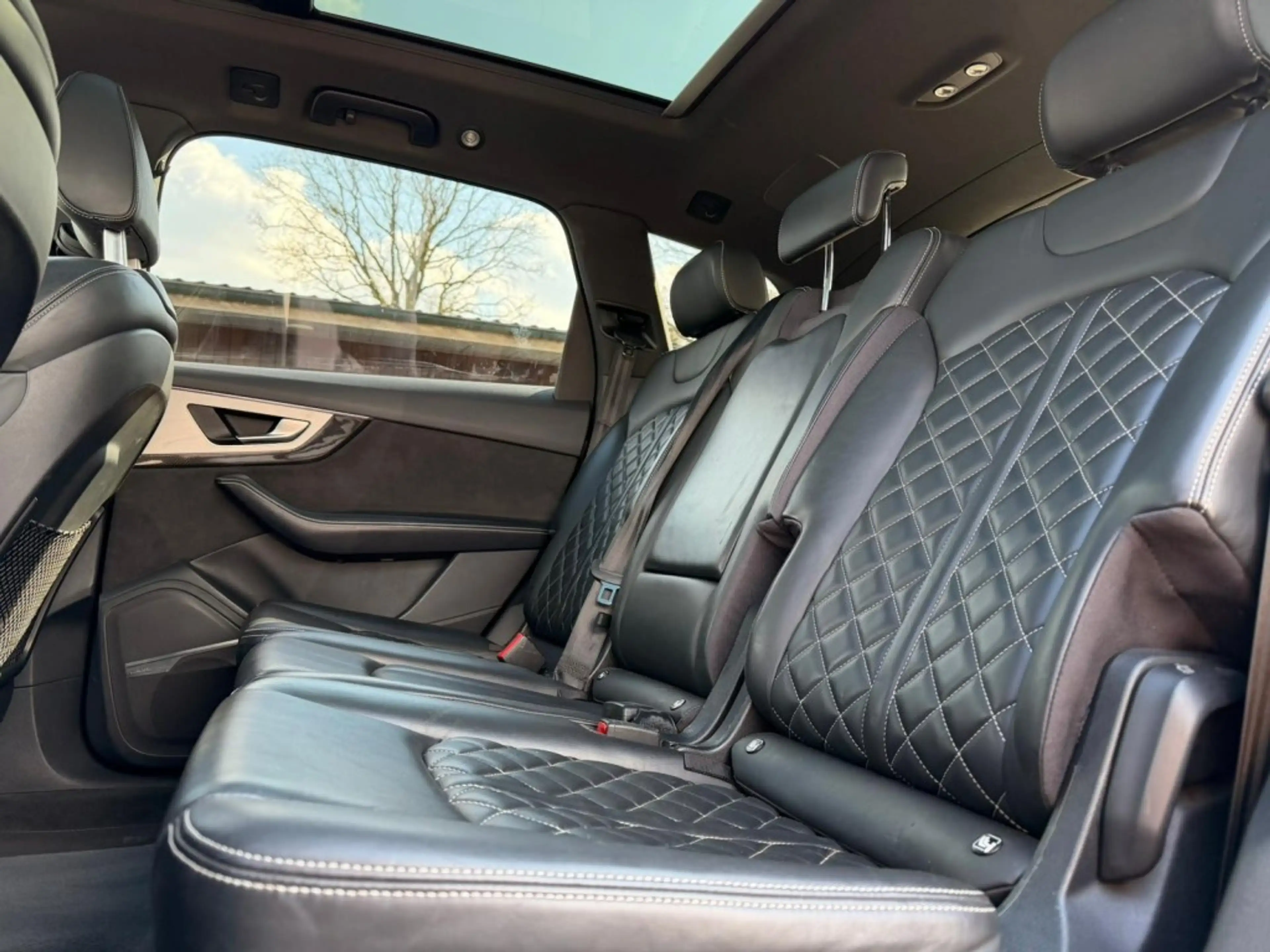 Audi SQ7 4.0 TDI SQ7 Quattro ProLine+ Xenon, Pano, Leder — photo 11