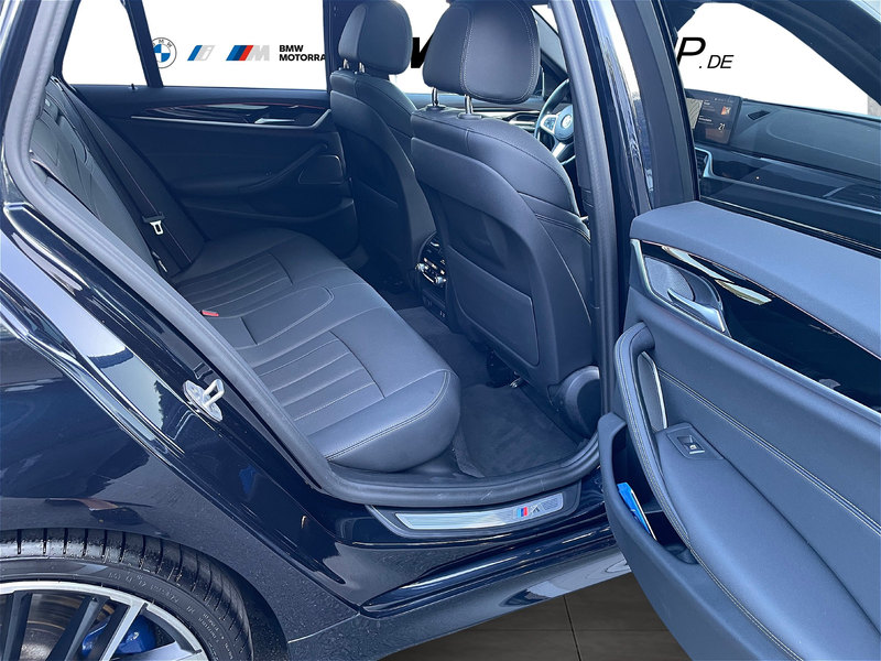 BMW 540 d xDrive Touring — photo 11