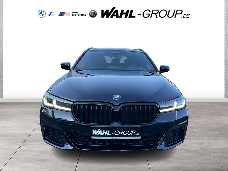 BMW 540 d xDrive Touring — photo 6