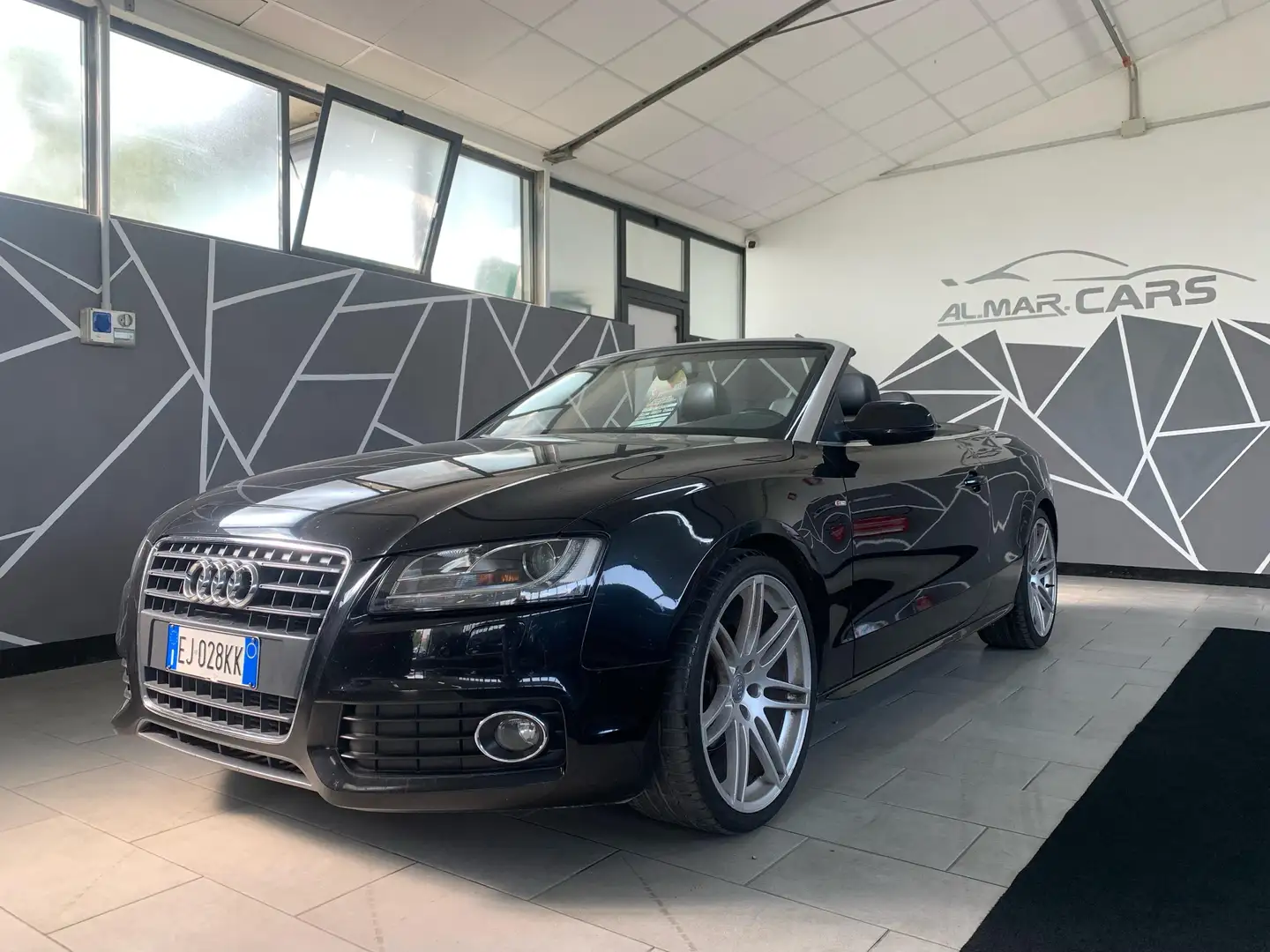 Audi A5 A5 Cabrio 2.0 tdi SLINE - 1