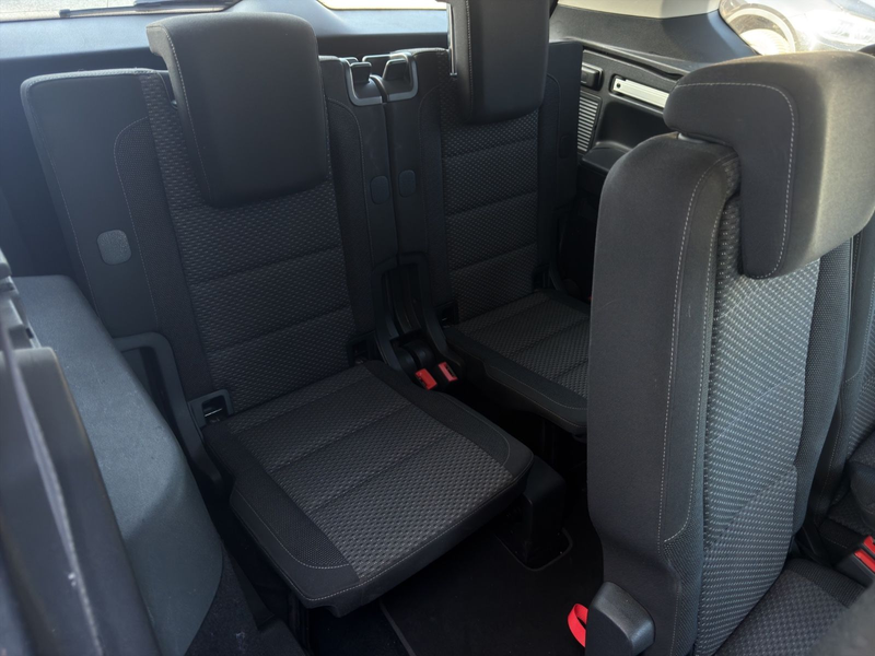 Volkswagen Touran R-Line*7-Sitze*ACC*AHK*Navi* — photo 15