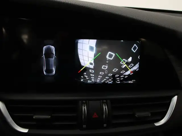 Alfa Romeo Giulia view 15