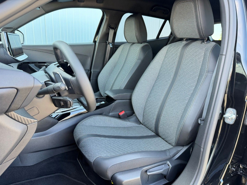 Peugeot 2008 Allure e-THP *360°*17Zoll*LED*SHZ*Navi* — photo 15