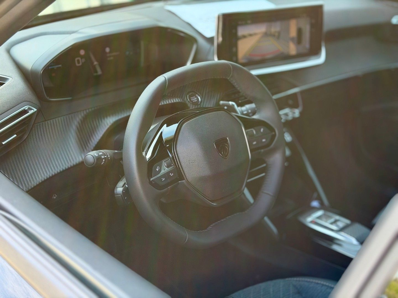 Peugeot 2008 Allure e-THP *360°*17Zoll*LED*SHZ*Navi* — photo 8