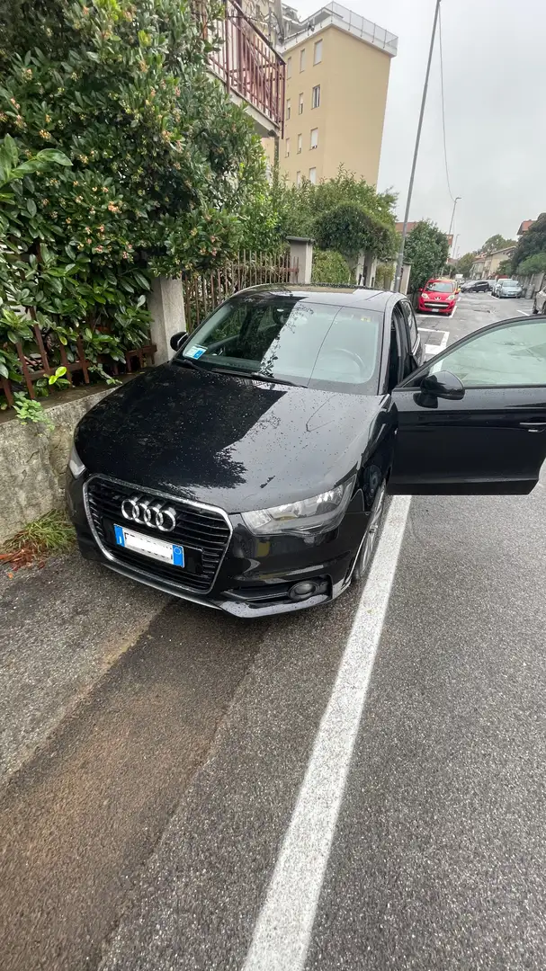 Audi A1 Sportback 1.6 tdi S Line Attraction 90cv - 2