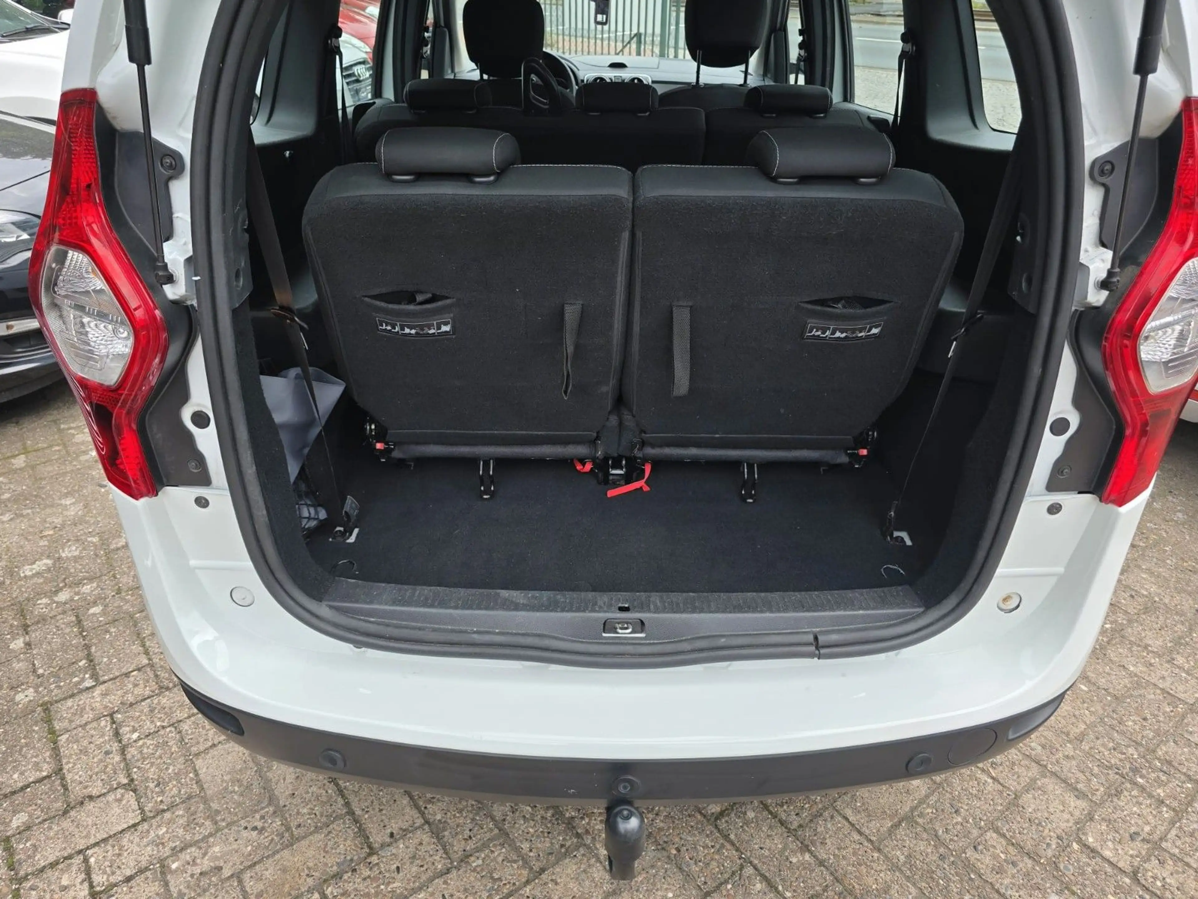 Dacia Lodgy ;7-Sitzer;AHK;TÜV NEU;2.Jahre Garantie++ — photo 8
