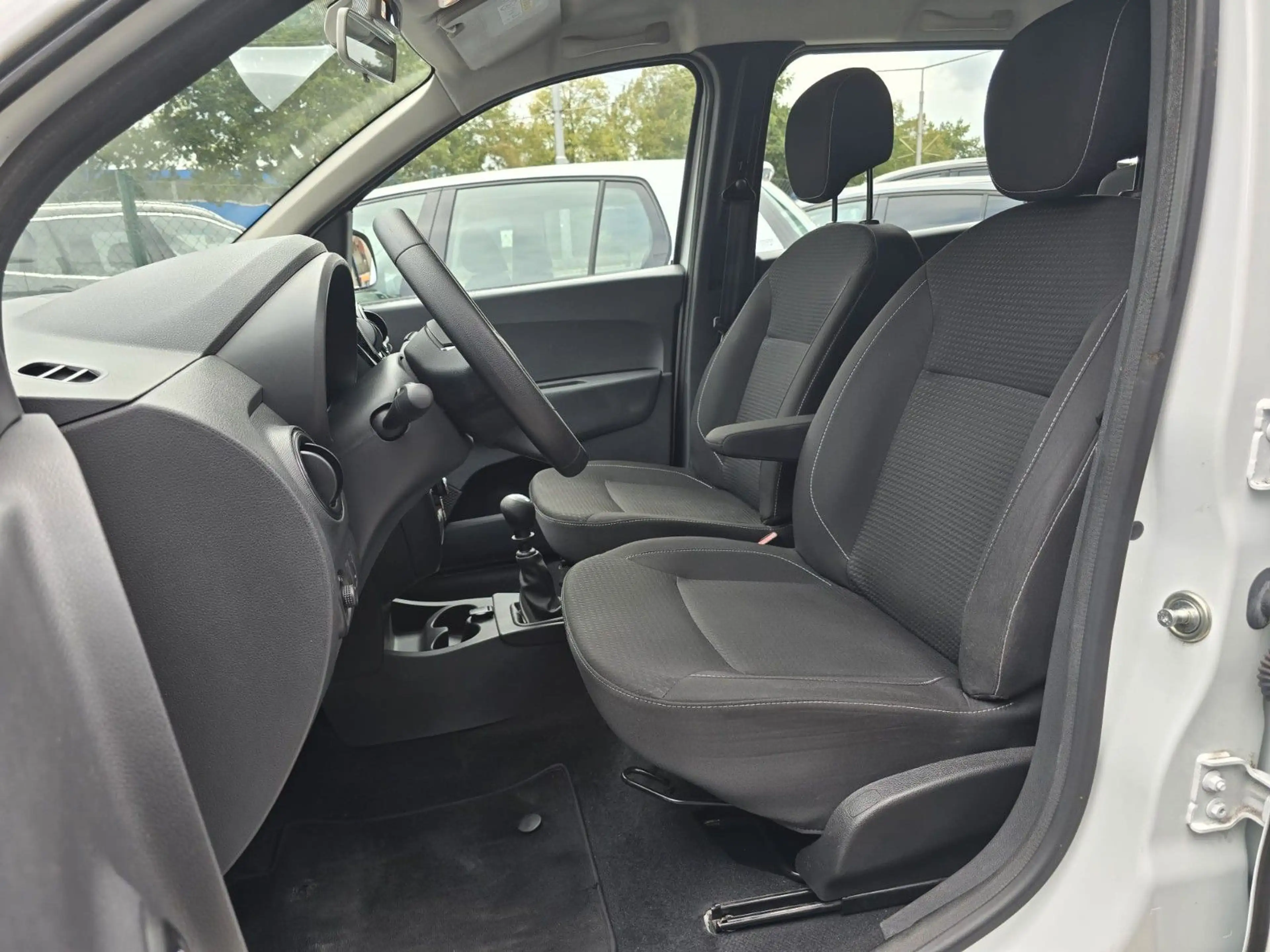 Dacia Lodgy ;7-Sitzer;AHK;TÜV NEU;2.Jahre Garantie++ — photo 9