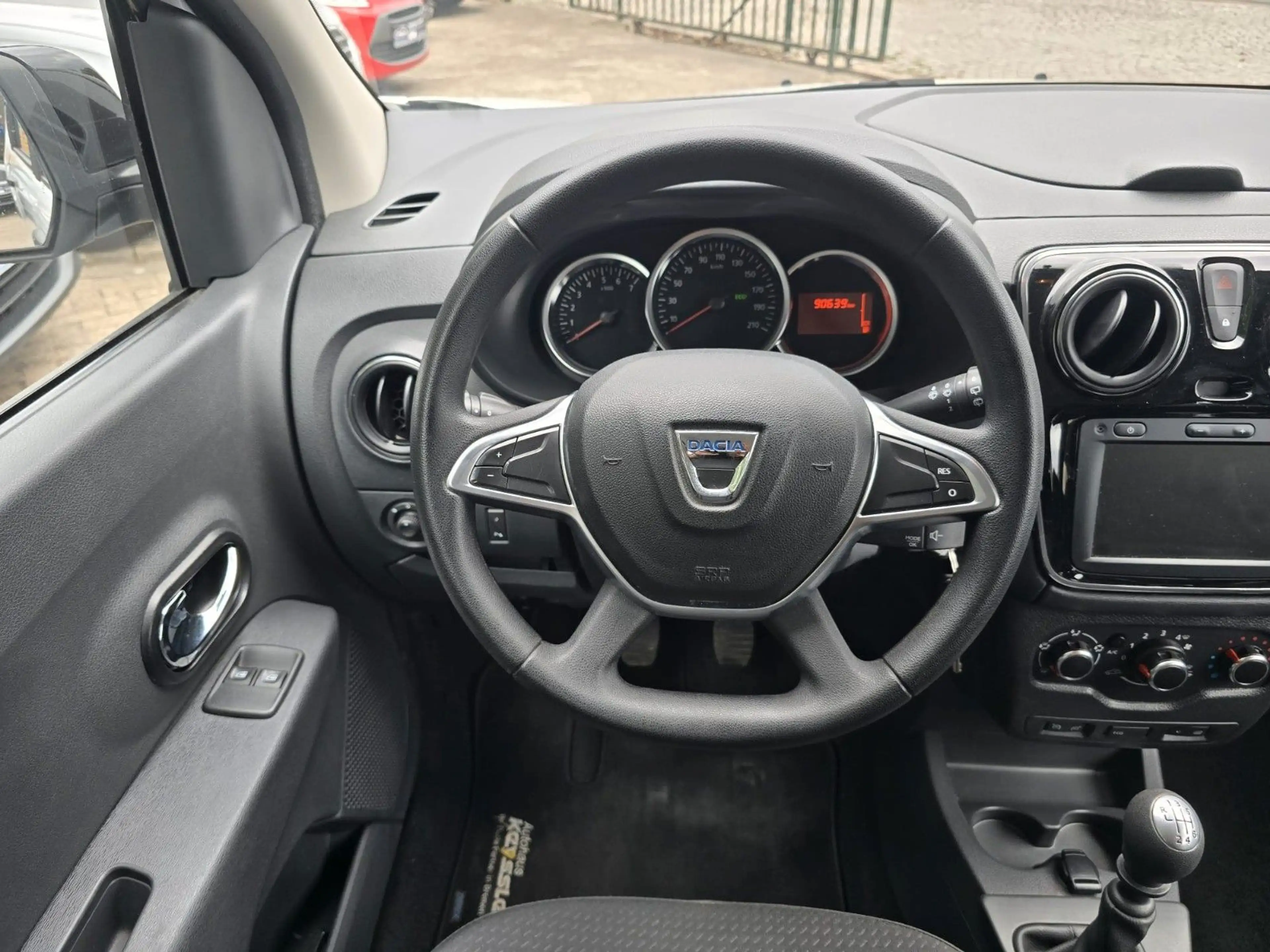 Dacia Lodgy ;7-Sitzer;AHK;TÜV NEU;2.Jahre Garantie++ — photo 12