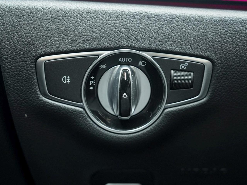 Mercedes-Benz E 450 4M AMG Distronic+ KeylessGo 360° Park — photo 10