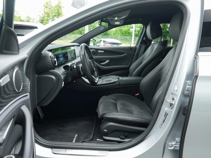 Mercedes-Benz E 450 4M AMG Distronic+ KeylessGo 360° Park — photo 6