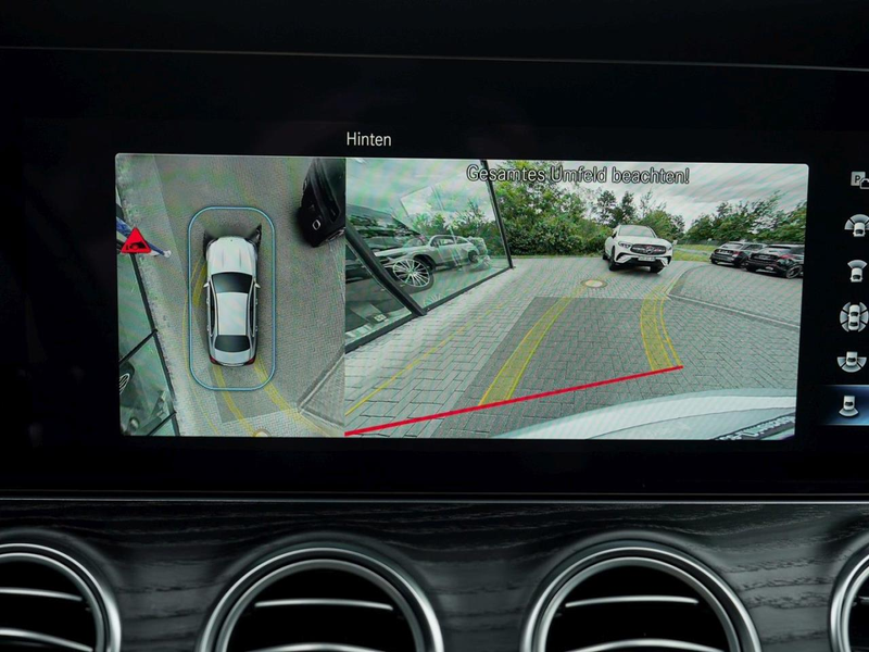 Mercedes-Benz E 450 4M AMG Distronic+ KeylessGo 360° Park — photo 15