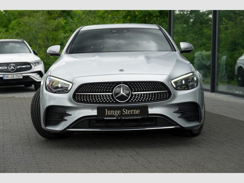 Mercedes-Benz E 450 4M AMG Distronic+ KeylessGo 360° Park — photo 2