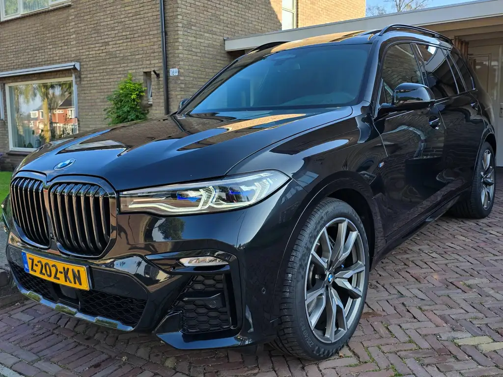 BMW X7 2022 из Европы — купить под ключ