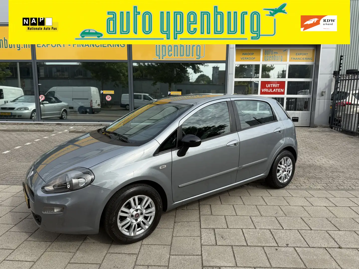 Fiat Punto Evo 0.9 TwinAir Easy * 112.835 Km * Airco * 5 Deurs * Grijs - 1