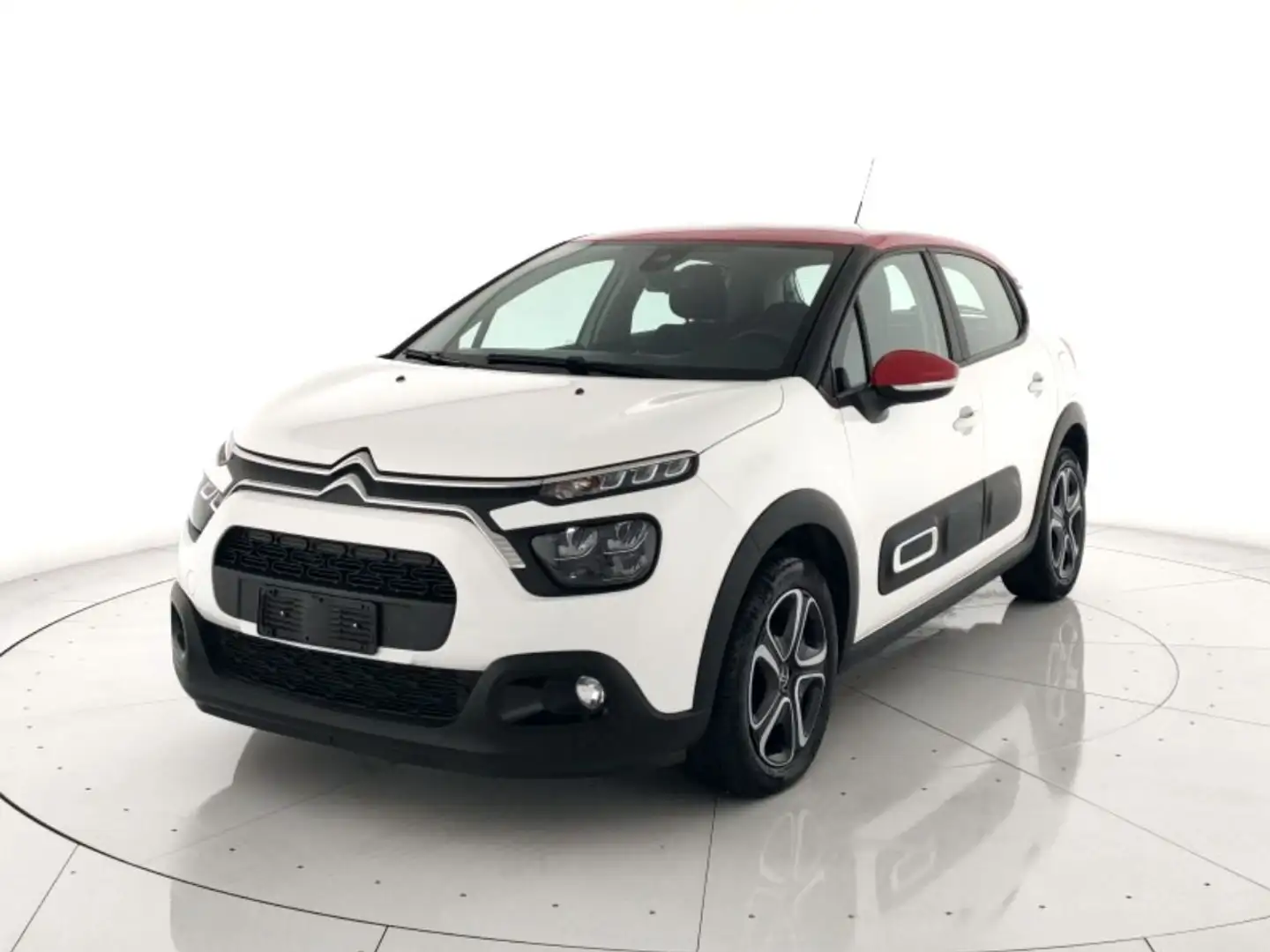 Citroen C3 1.2 puretech Shine s&s 83cv Bianco - 1