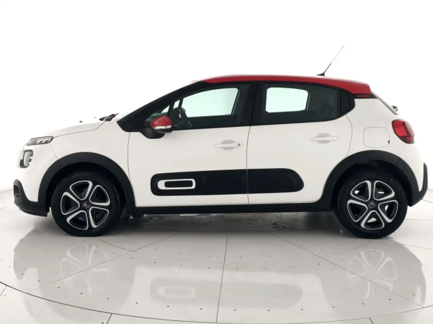 Citroen C3 1.2 puretech Shine s&s 83cv Bianco - 2