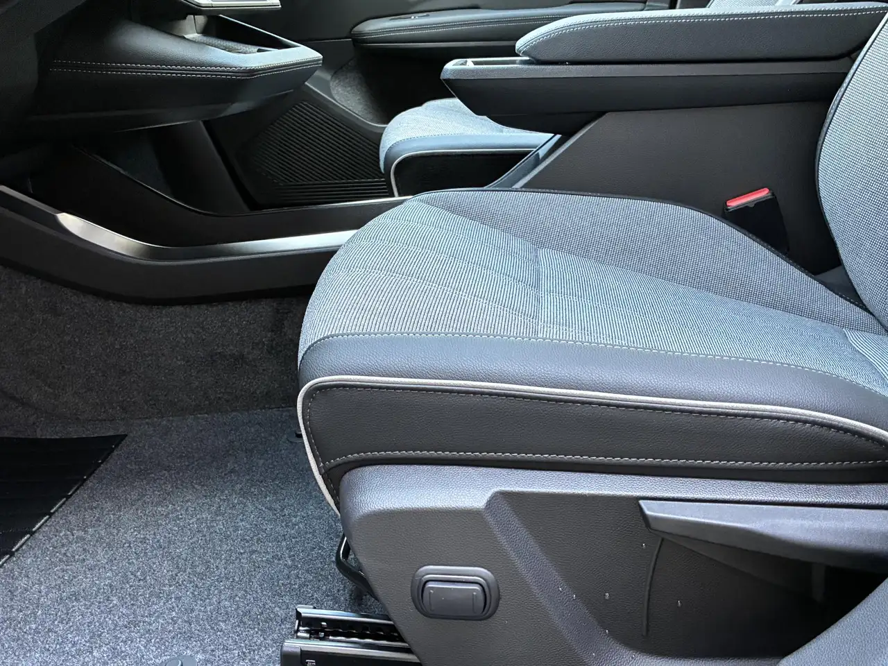 Mitsubishi Eclipse Cross 2026 — фото 12