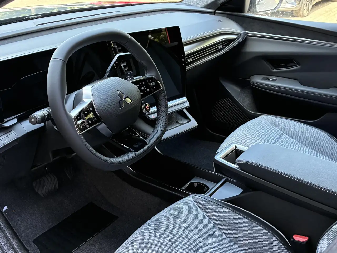 Mitsubishi Eclipse Cross 2026 — фото 9