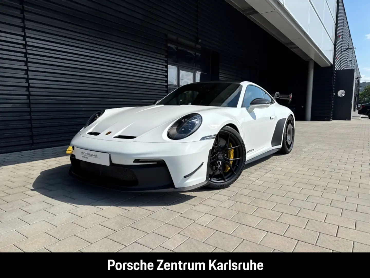 Porsche 992 911 GT3 mit Manthey Performance Kit BOSE Weiß - 1