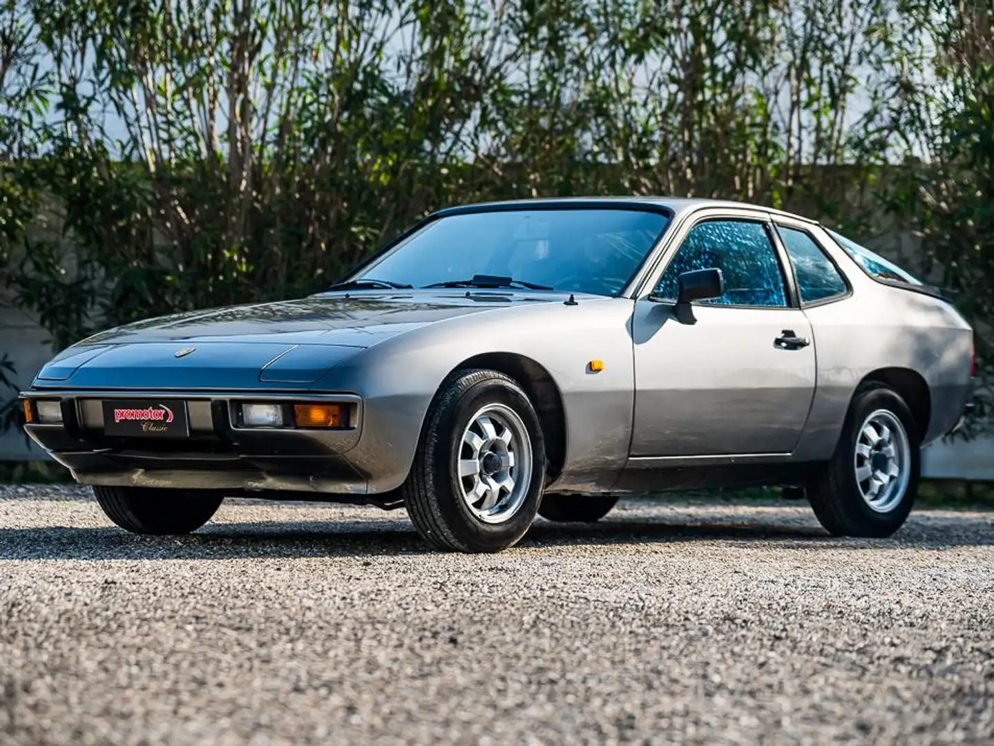 Porsche 924 924 2.0 Braun - 1