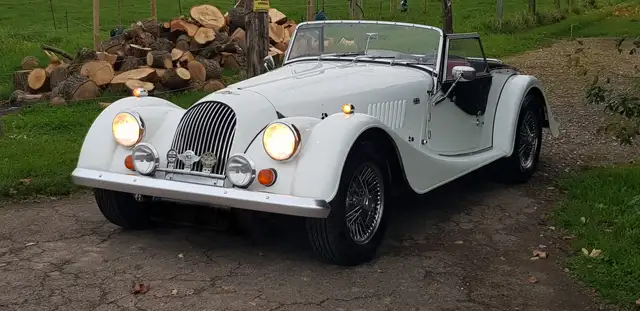 Morgan Plus 8