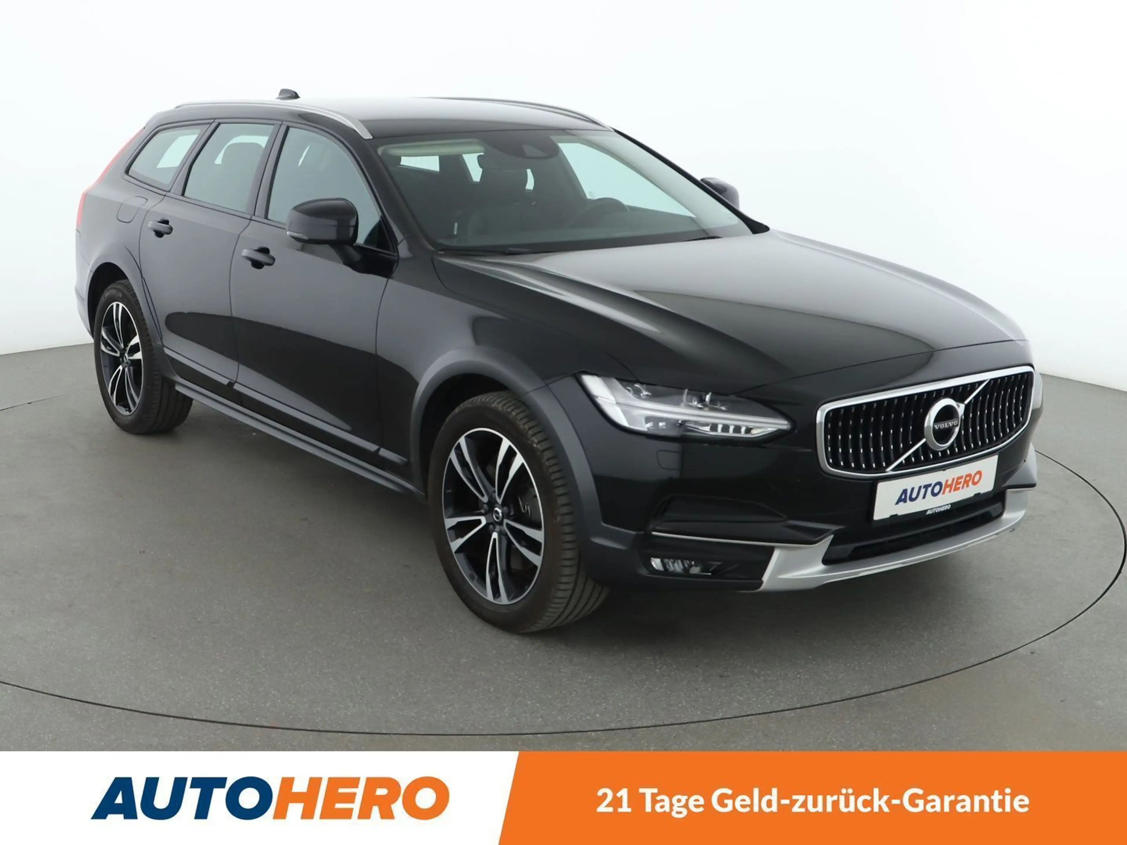 Volvo V90 Cross Country 2.0 D4 Pro AWD Aut.*NAVI*LED*ACC*PDC*SHZ* — photo 8