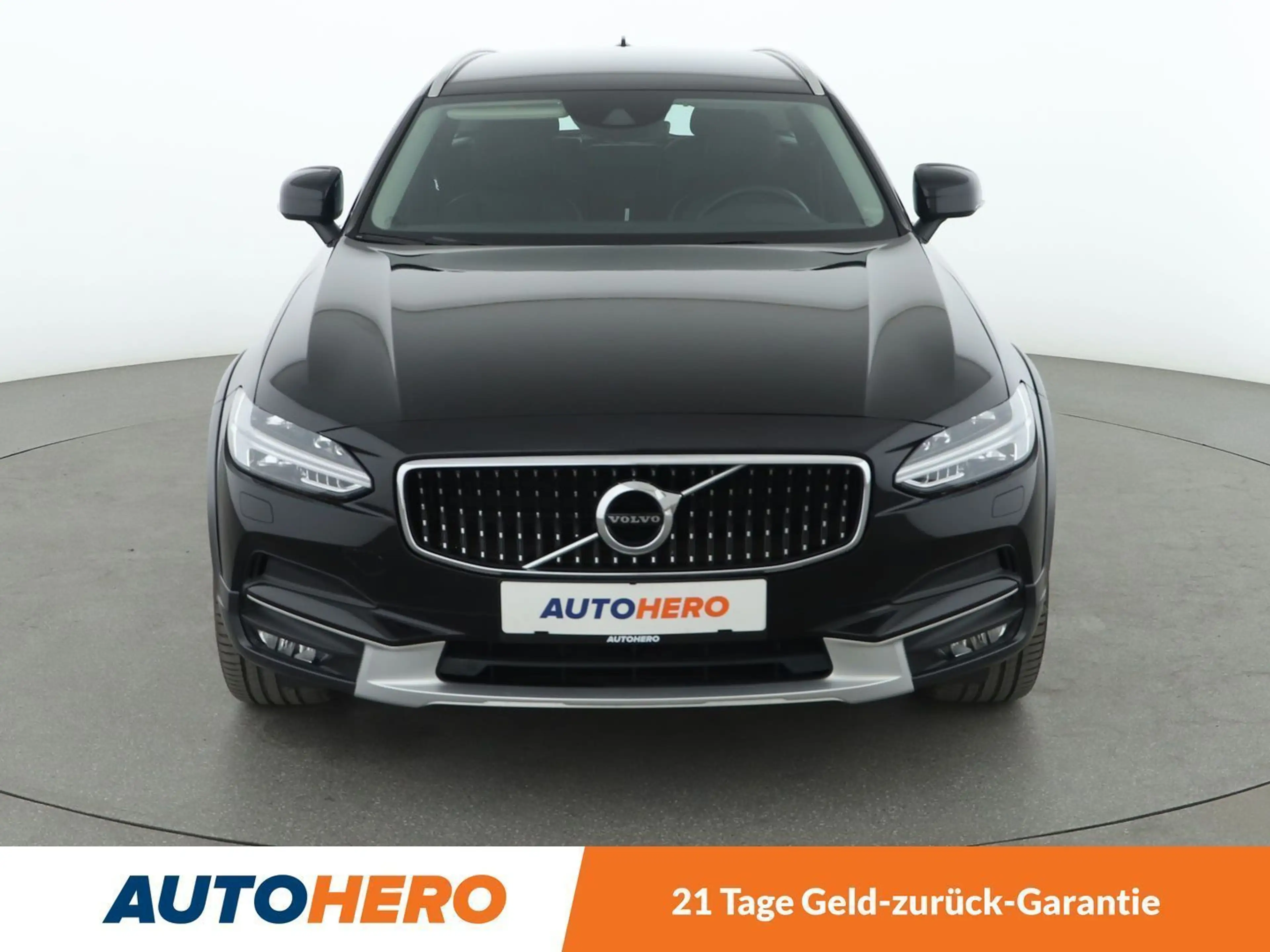 Volvo V90 Cross Country 2.0 D4 Pro AWD Aut.*NAVI*LED*ACC*PDC*SHZ* — photo 9