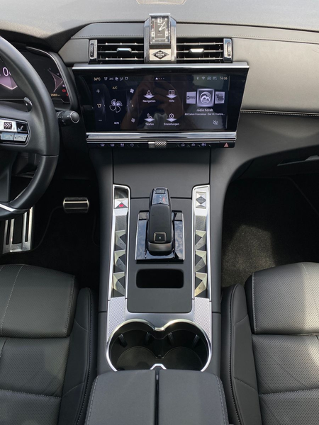 DS Automobiles DS 7 Crossback DS7 Étoile ACC/Pano/Massage/NightVision/Assisten — photo 9