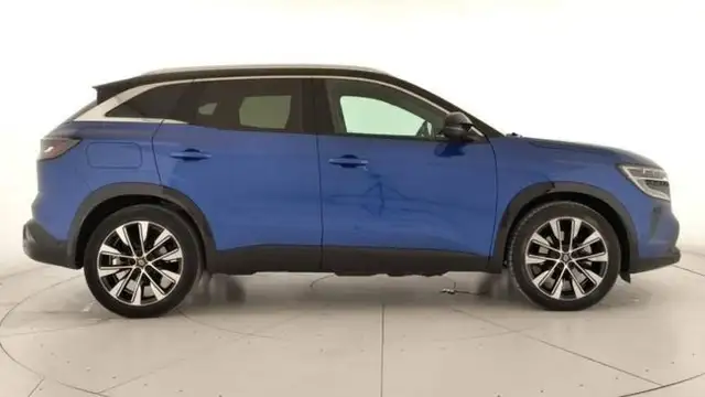 Renault Austral view 6