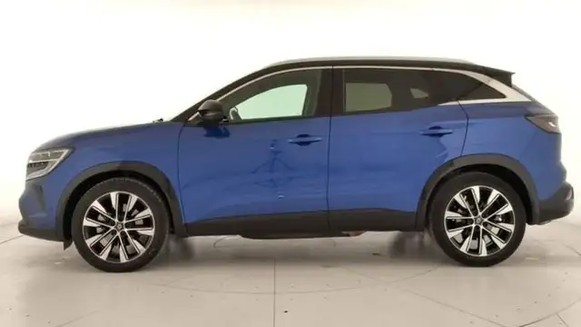 Renault Austral view 8