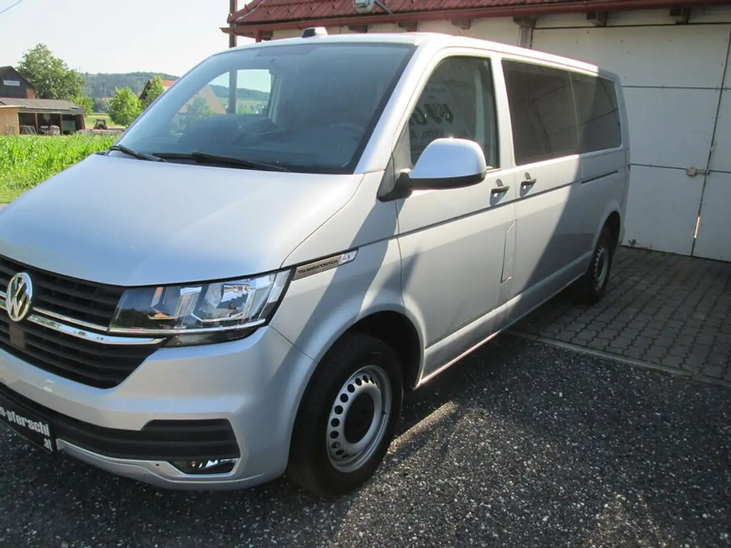 Volkswagen T6 Kombi lang 4MOTION Automatik Argent - 2
