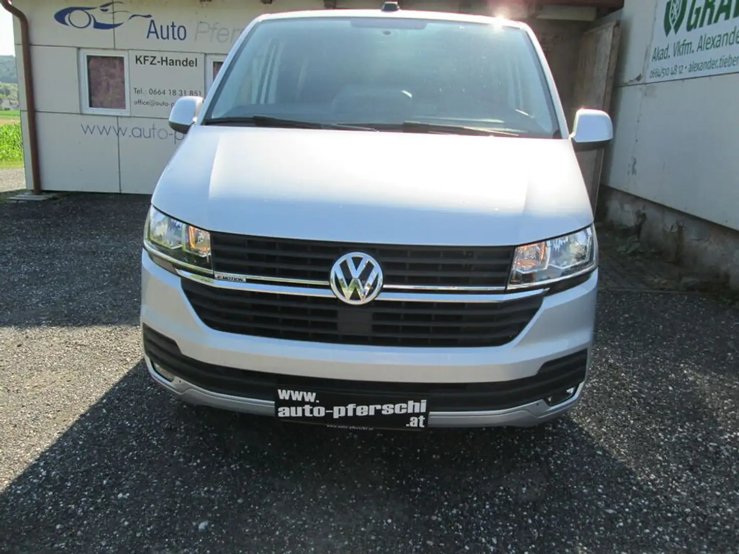 Volkswagen T6 Kombi lang 4MOTION Automatik Argent - 1