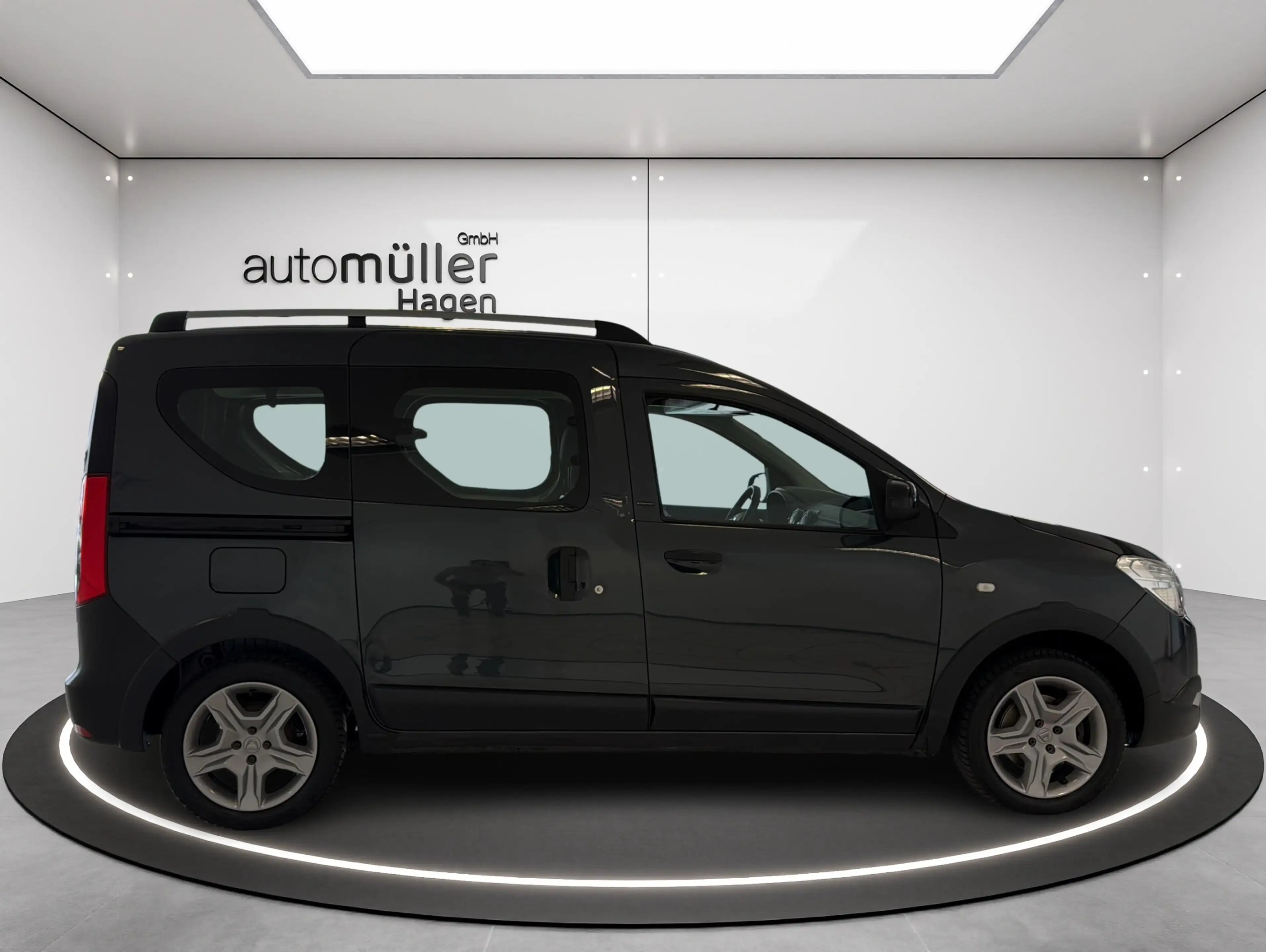 Dacia Dokker 1.2 Stepway Celebration|Klima|Navi|Kamera — photo 8