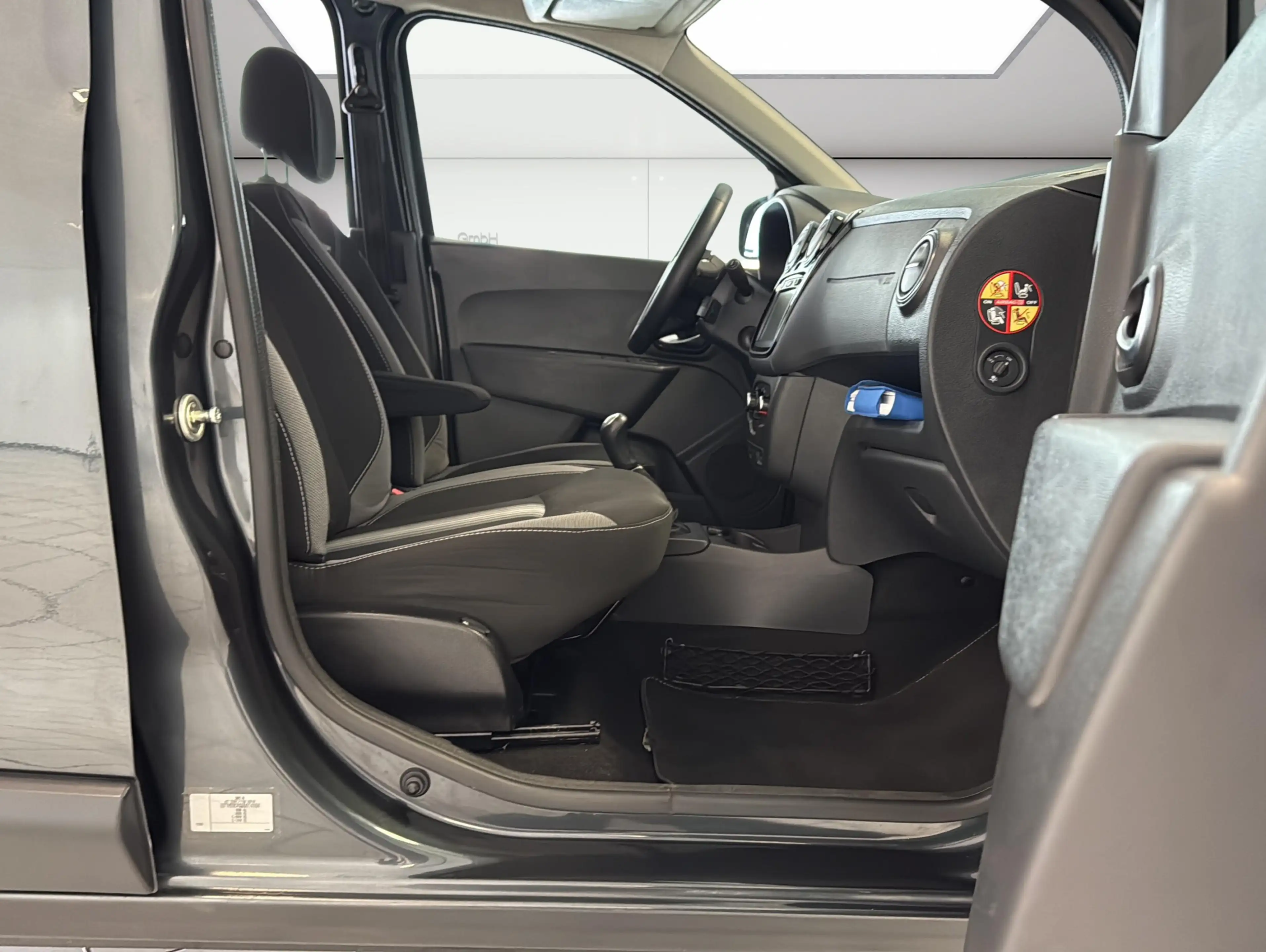 Dacia Dokker 1.2 Stepway Celebration|Klima|Navi|Kamera — photo 14