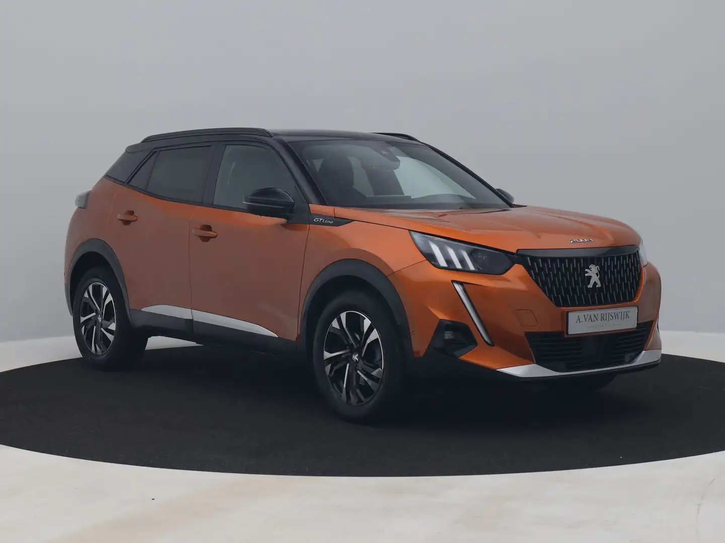 Peugeot 2008 1.2 PureTech 130 PK Automaat GT-Line | CAMERA | AD Oranje - 2