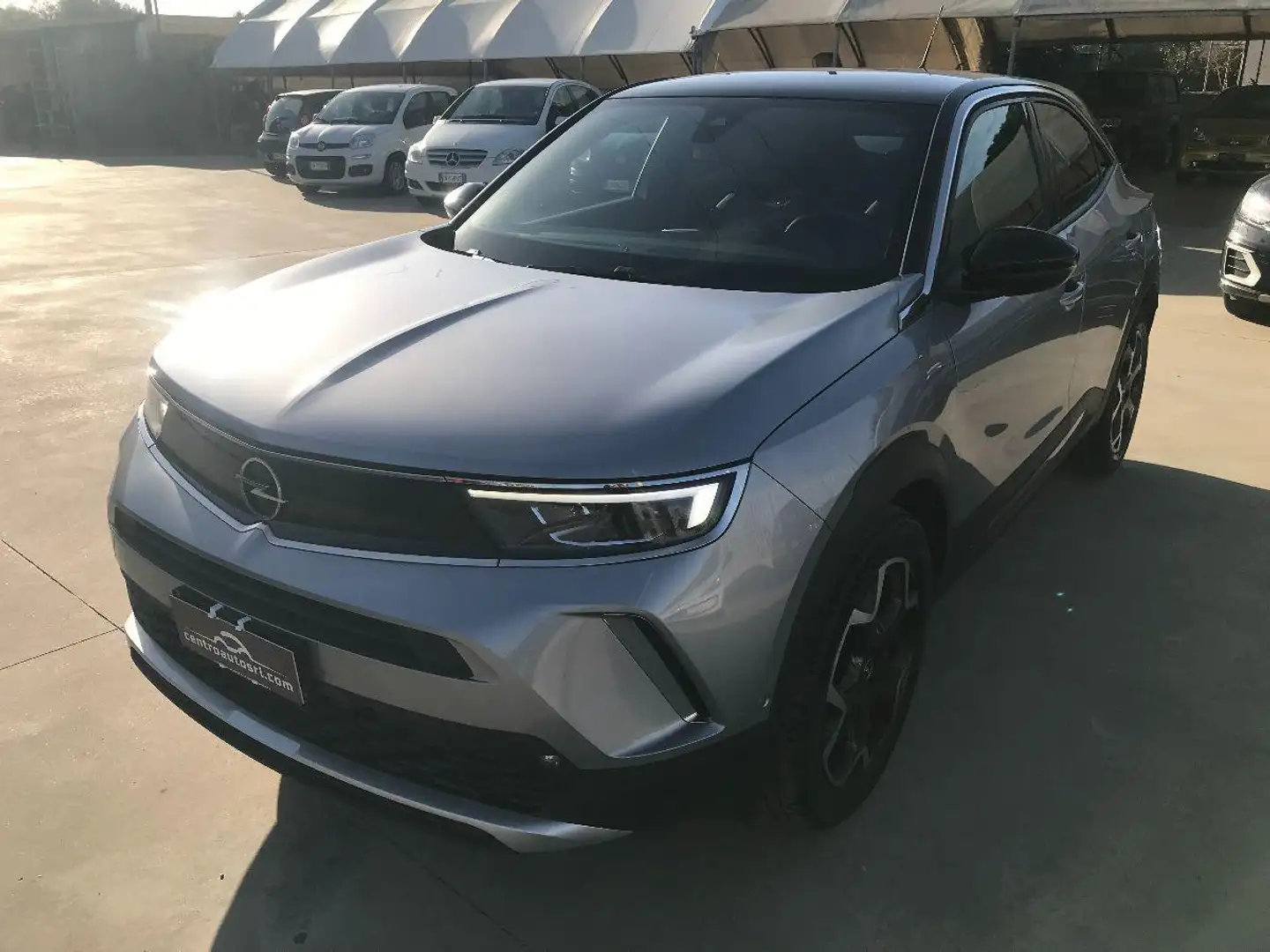 Opel Mokka 1.5 diesel Ultimate Grau - 1
