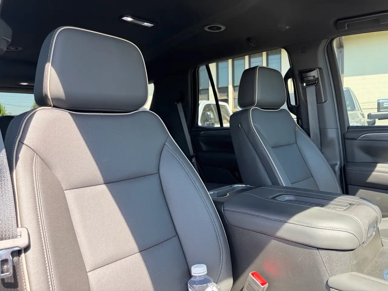 GMC Yukon снимка GMC Yukon