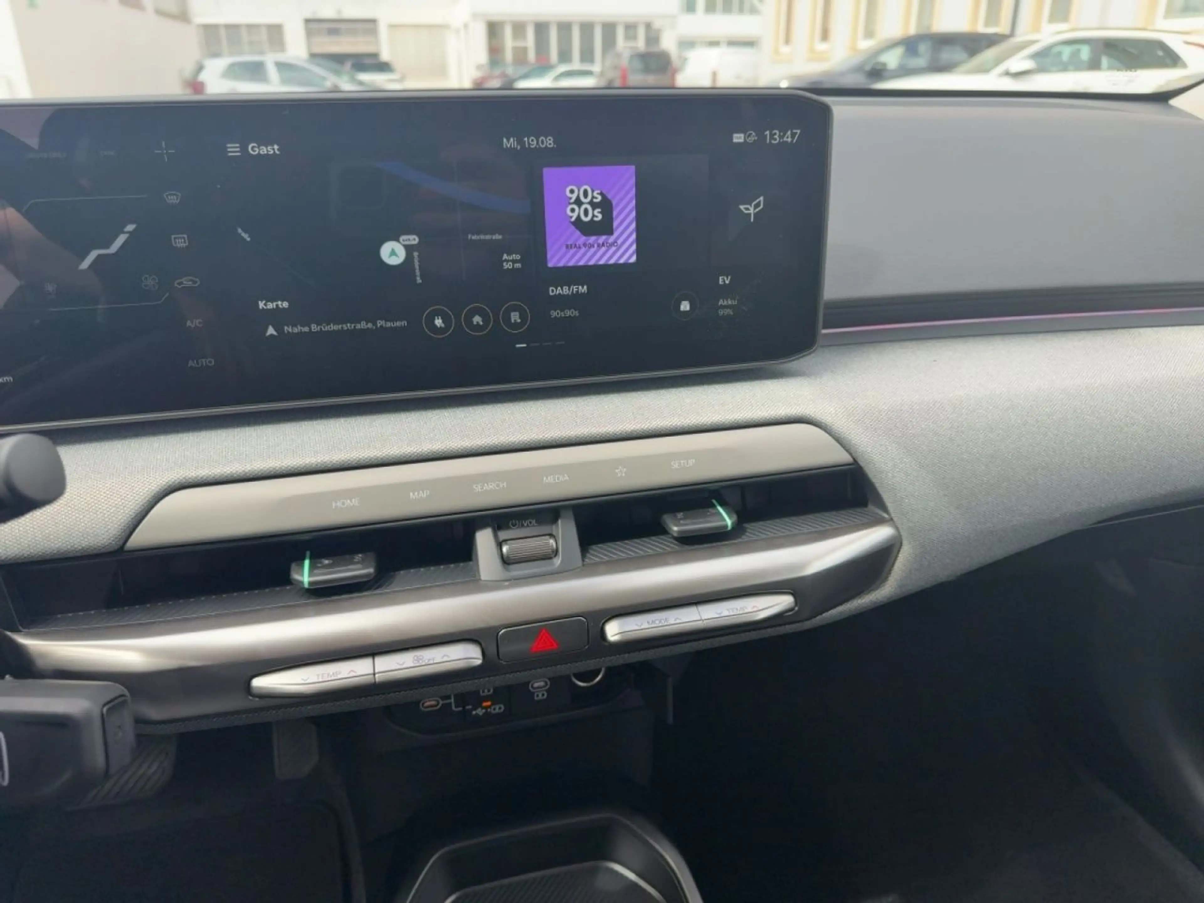 Kia EV4 81,4 kWh Earth FWD — photo 15