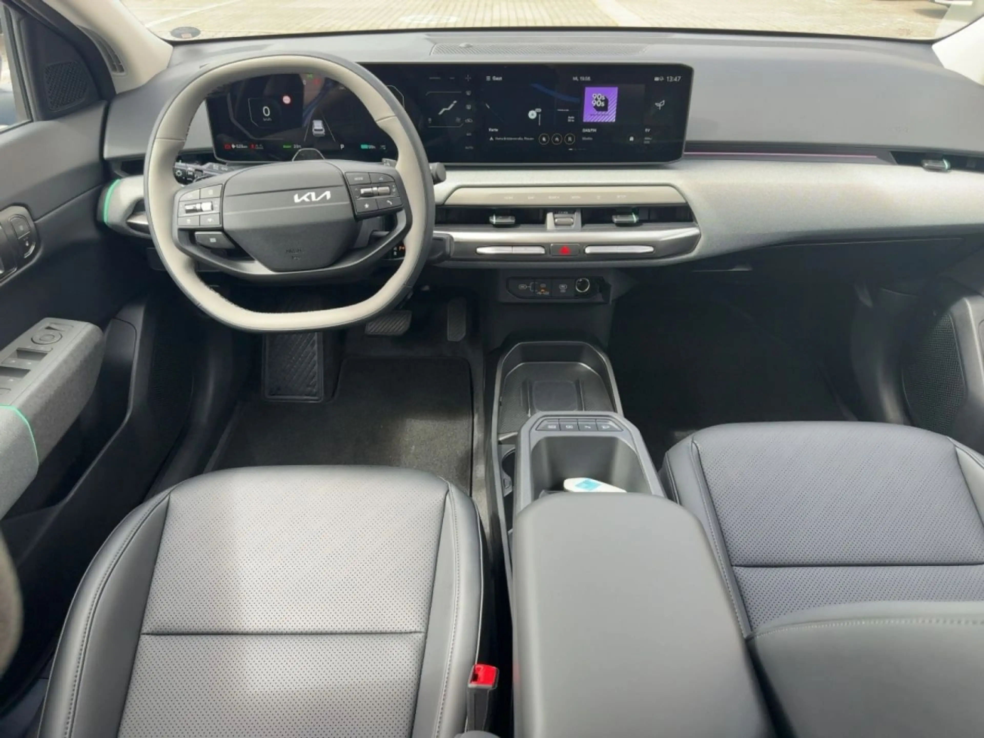 Kia EV4 81,4 kWh Earth FWD — photo 13