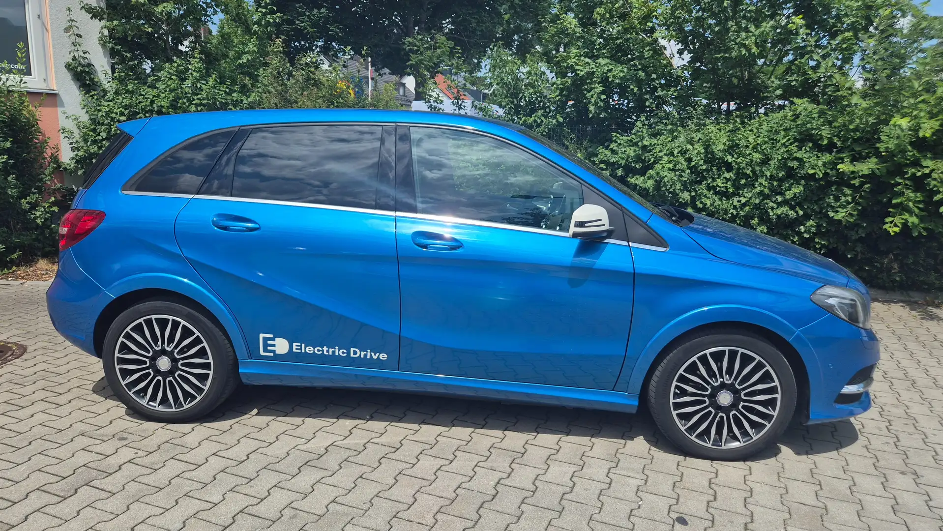 Mercedes-Benz B Electric Drive B-Klasse Electric Drive (Electric Drive) 250 e Синій - 2