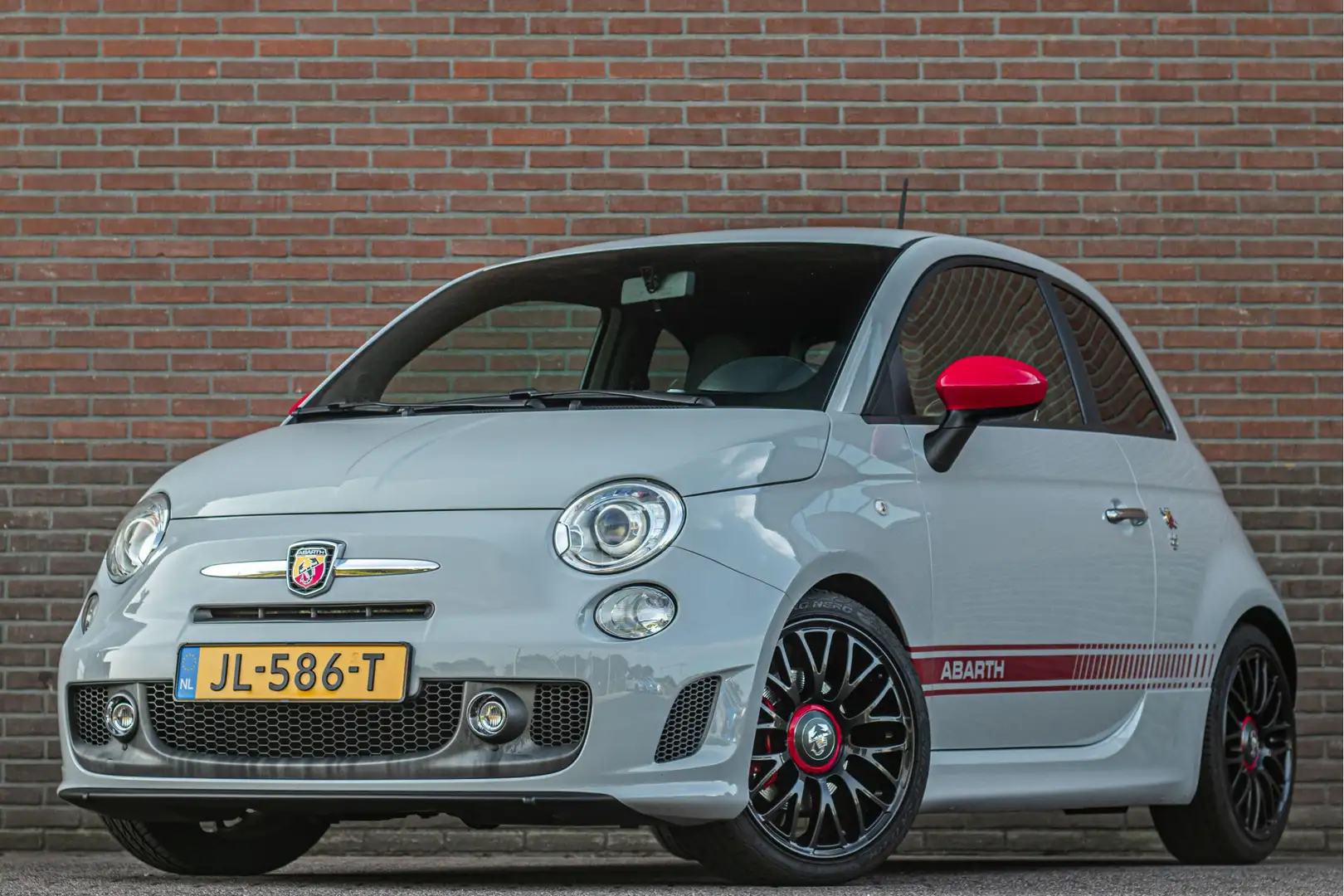 Fiat 500 Abarth 1.4 T-Jet 160pk MTA Turismo, Interscope, Leder, PD Gris - 1